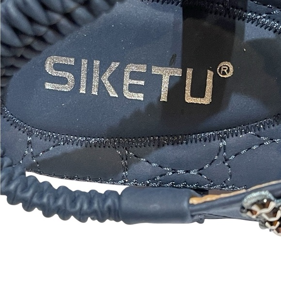 💥SALE💥SIKETU NAVY JEWELED FLIP FLOP SANDALS SZ - Picture 10 of 11